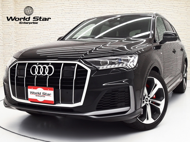アウディ Q7