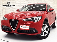 アルファロメオ ステルヴィオ