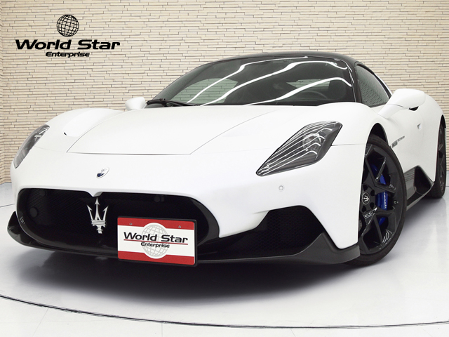 マセラティ MC20