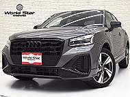 アウディ Q2