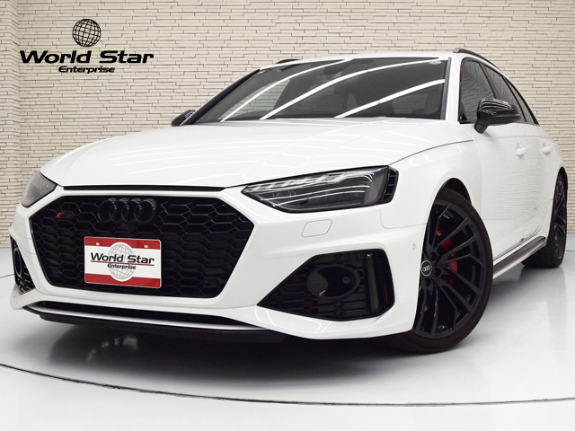 アウディ RS4アバント