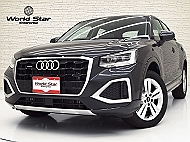 アウディ Q2