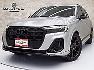 アウディ Q7